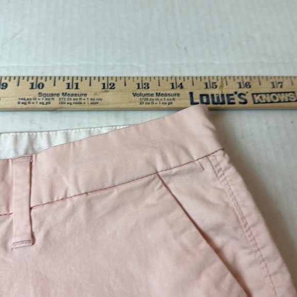 Old navy pink shorts - Picture 6 of 7